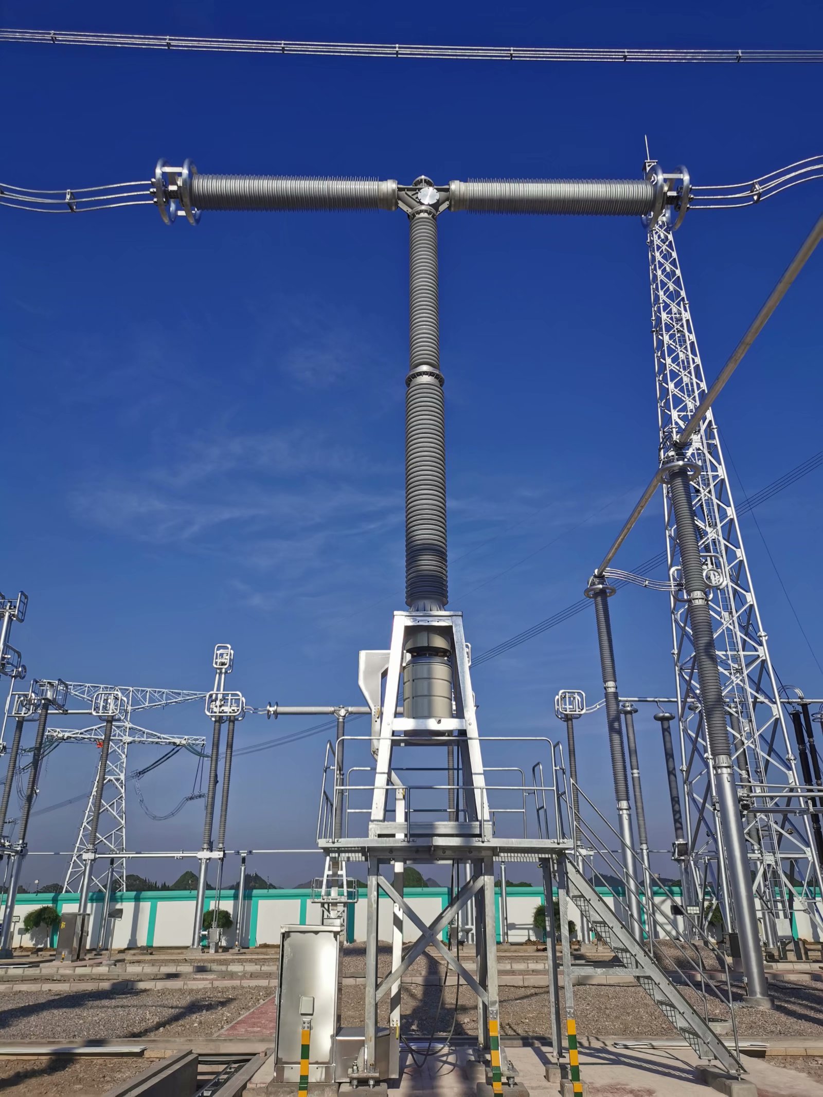 主题教育 · 建新功 | 科技登高——拉斯维加斯3133cc有限550kV直流并列开关（HSS）荣获2023年度电力立异奖 -拉斯维加斯3133cc