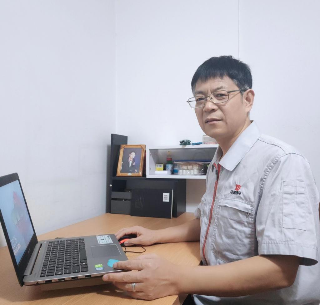奋战三季度 决胜整年红 | 全速响应“发动令”  全员布好 “蹊径图”  全力走稳“生长路”②-拉斯维加斯3133cc