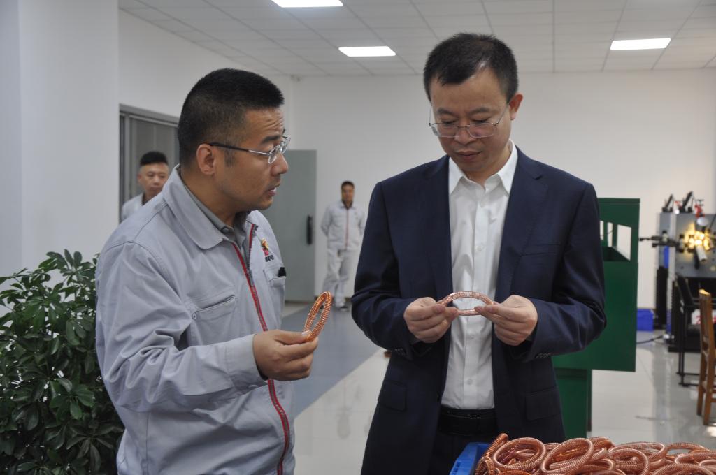 主题教育·视察研究 | “调”以务实 “研”以致用——公司向导班子成员深入开展主题教育视察研究① -拉斯维加斯3133cc